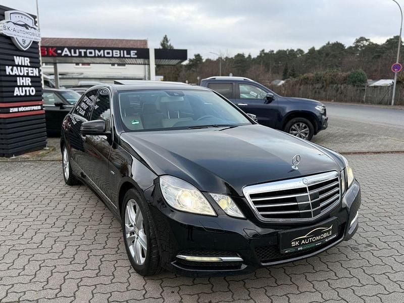 Gebraucht Mercedes E300 Avantgarde 231 PS (169 kW) 2011 Schwarz Limousine