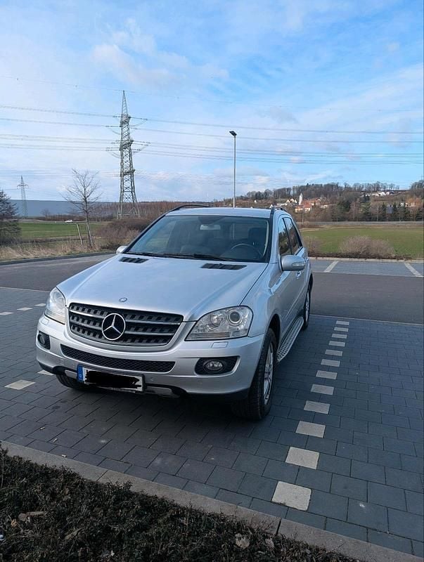 Gebraucht Mercedes ML420 306 PS (225 kW) 2007 Grau SUV