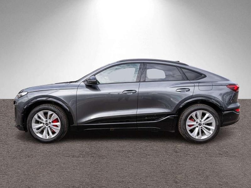 Gebraucht Audi Q6 e-tron S-Line 225 kW (306 PS) 2025 Daytonagrau perleffekt SUV