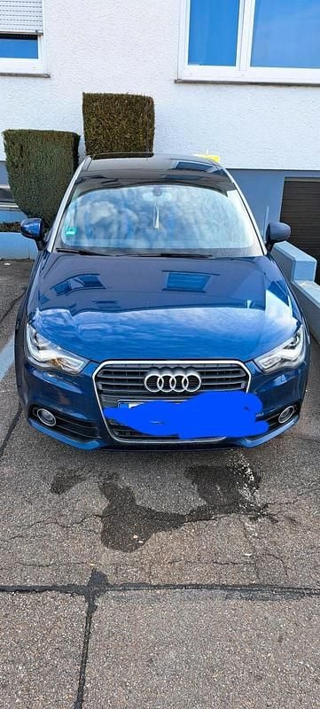 Gebraucht Audi A1 S-Line 122 PS (89 kW) 2014 Blau Kleinwagen