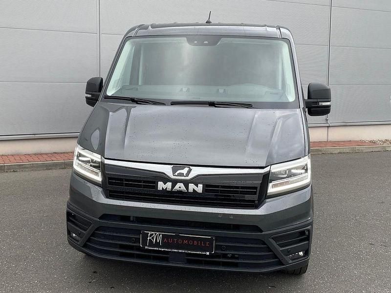 Neu MAN TGE 177 PS (130 kW) 2026 Grau Van