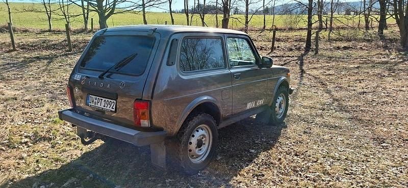 Gebraucht Lada niva 83 PS (61 kW) 2021 SUV