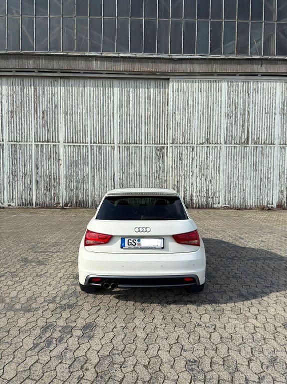 Gebraucht Audi A1 S-Line 185 PS (136 kW) 2011 Weiß Kleinwagen
