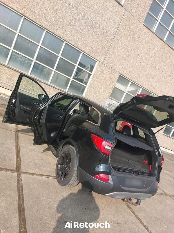 Gebraucht Renault Kadjar 130 PS (95 kW) 2016 Schwarz SUV