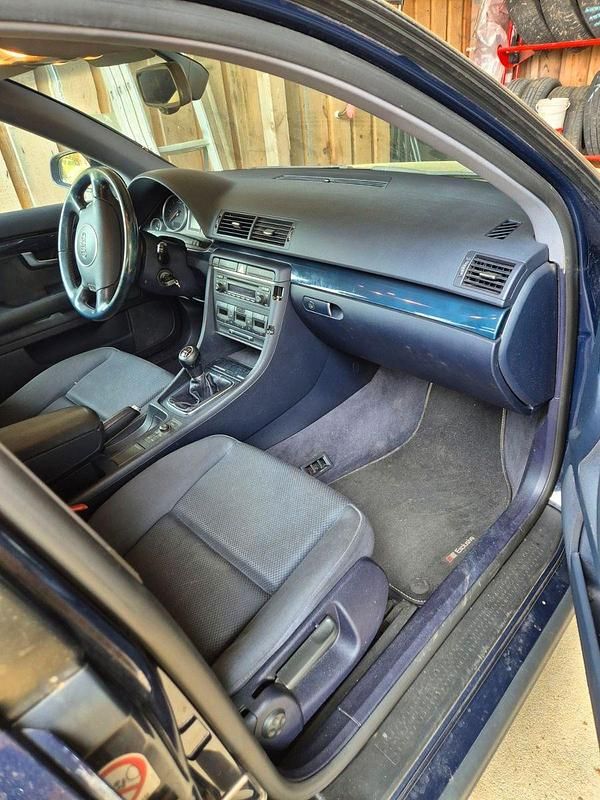 Gebraucht Audi A4 131 PS (96 kW) 2004 Blau Kombi