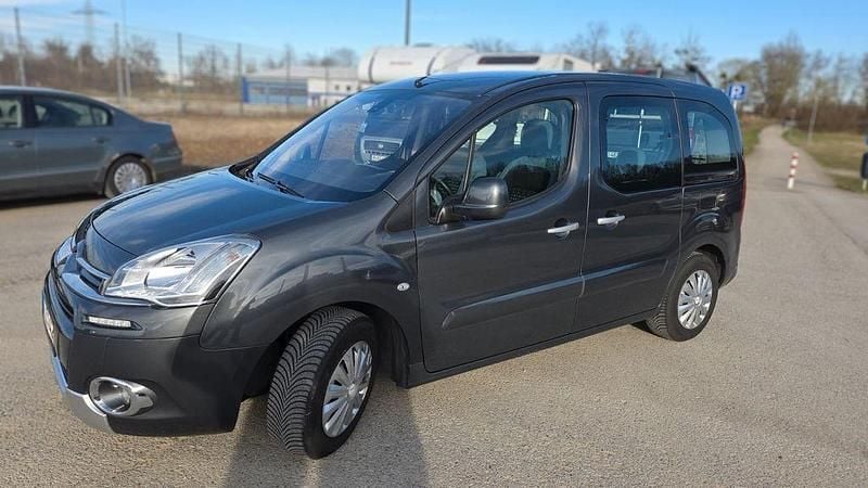 Gebraucht Citroën Berlingo SELECTION 92 PS (67 kW) 2014 Grau Van / Kleinbus