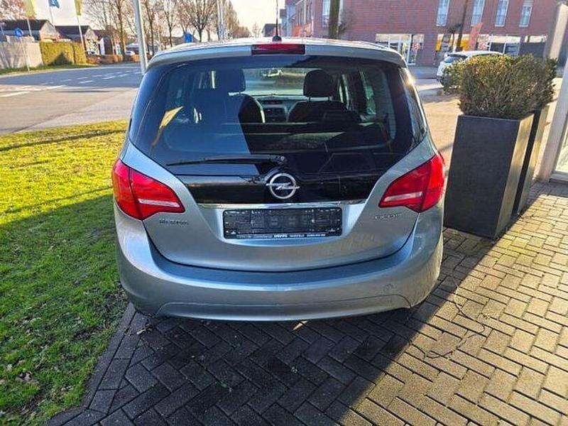 Gebraucht Opel Meriva 101 PS (74 kW) 2012 Silber Van / Kleinbus