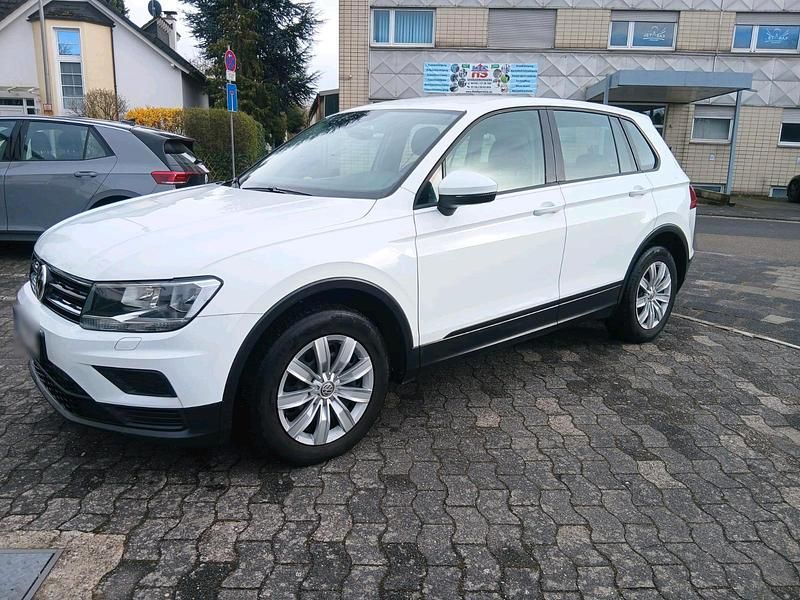 Gebraucht VW Tiguan 116 PS (85 kW) 2019 Weiß SUV