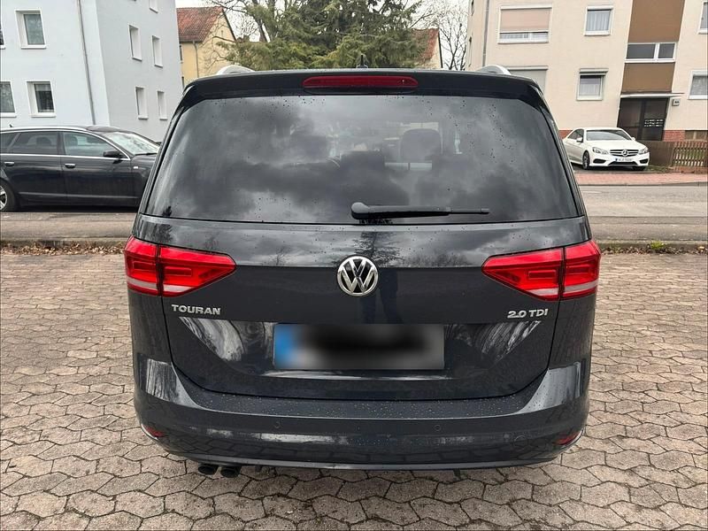 Gebraucht VW Touran Highline 150 PS (110 kW) 2016 Grau Van / Kleinbus