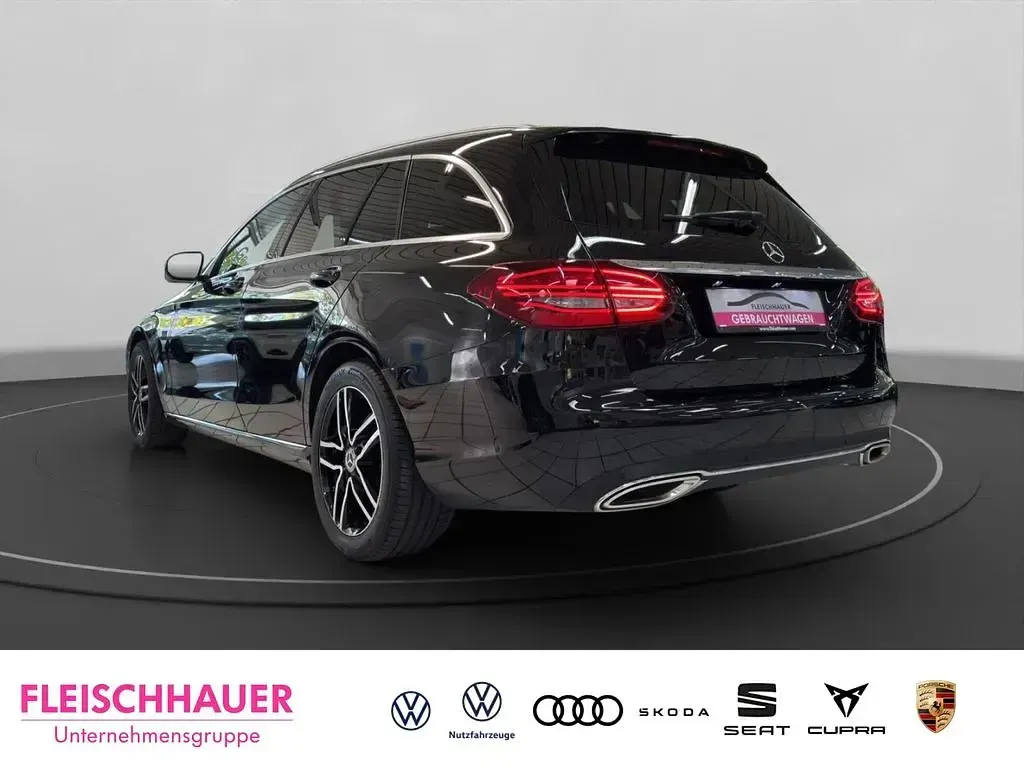Gebraucht Mercedes C300 Business 258 PS (189 kW) 2018 Schwarz Kombi