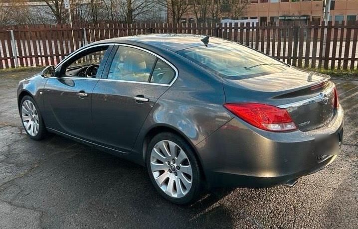 Gebraucht Opel Insignia 260 PS (191 kW) 2008 Andere farben Limousine