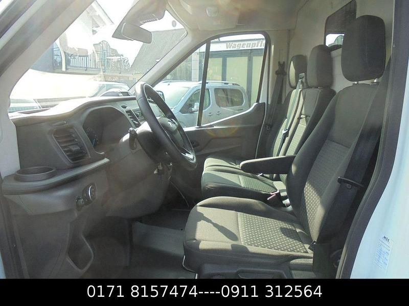 Usado Ford Transit Trend 131 HP (96 kW) 2022 Branco Monovolume