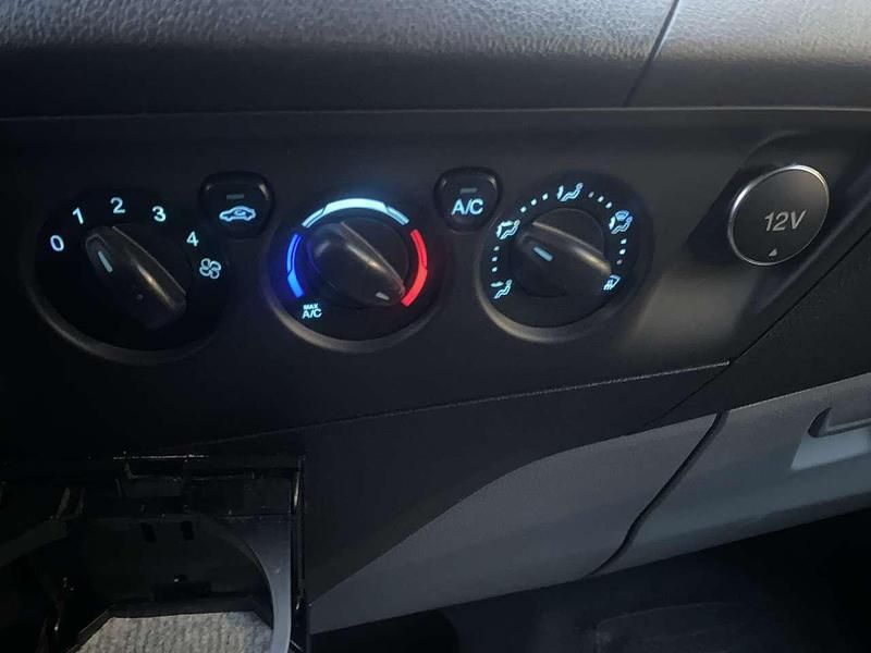 Gebraucht Ford Transit Custom Basis 131 PS (96 kW) 2015 Grau Van / Kleinbus