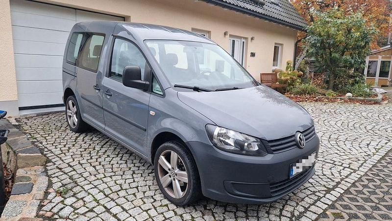 Grau Gebraucht 2011 VW Caddy Startline Van / Kleinbus | 5.500 € (Guter Preis) - Bild 1/4
