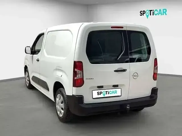 Gebraucht Opel Combo Selection 76 PS (55 kW) 2020 Jade weiss/arktis weiss Van / Kleinbus