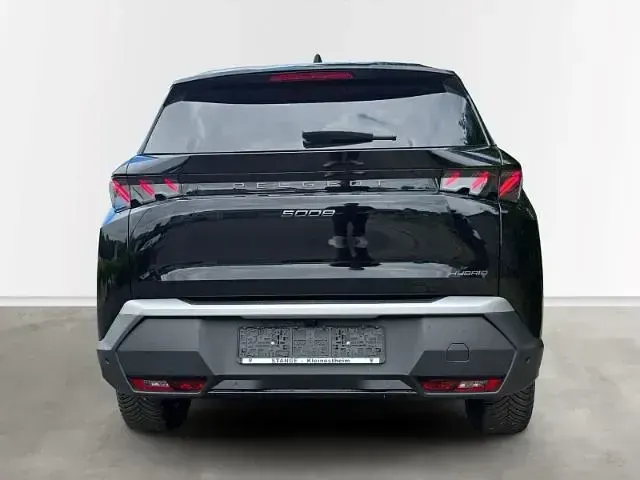 Neu Peugeot 5008 GTi 145 PS (106 kW) 2026 Schwarz SUV
