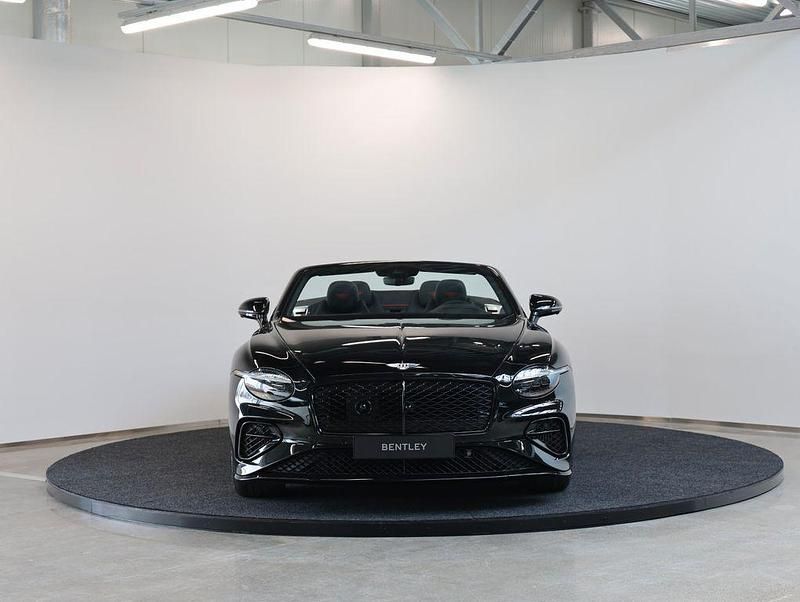 Neu Bentley Continental 782 PS (575 kW) 2025 Schwarz Limousine