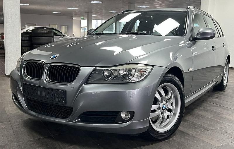 Gebraucht BMW 316 Sport Line 116 PS (85 kW) 2010 Grau Kombi