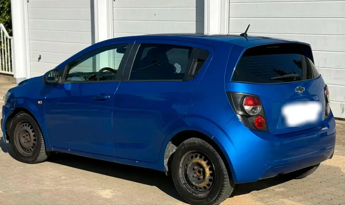 Gebraucht Chevrolet Aveo 86 PS (63 kW) 2012 Blau Kleinwagen