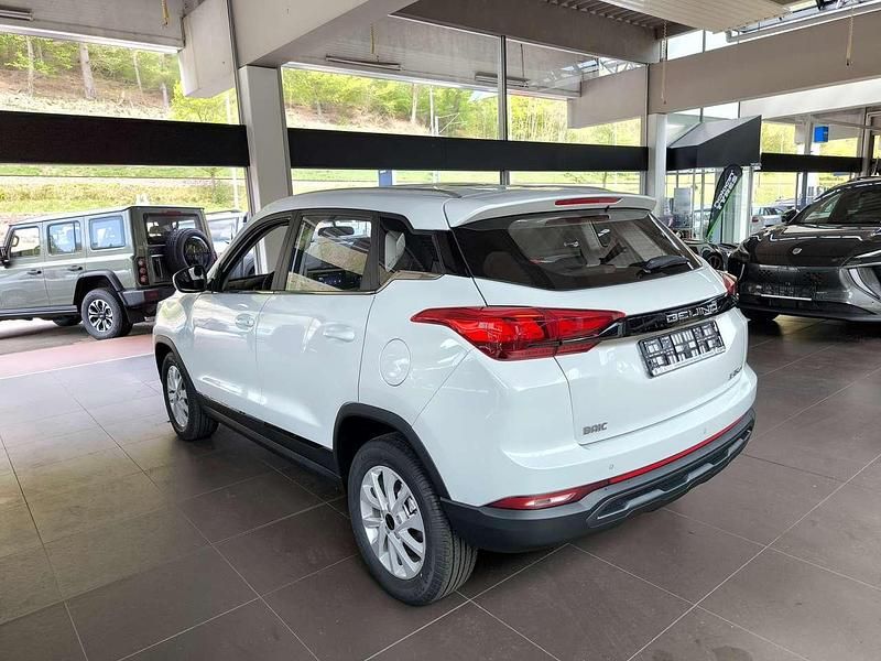 Nowe Baic X35 136 KM (100 kW) 2026 Biały Hatchback