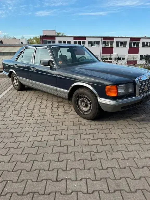 Gebraucht Mercedes 500 171 PS (125 kW) 1979 Blau Limousine
