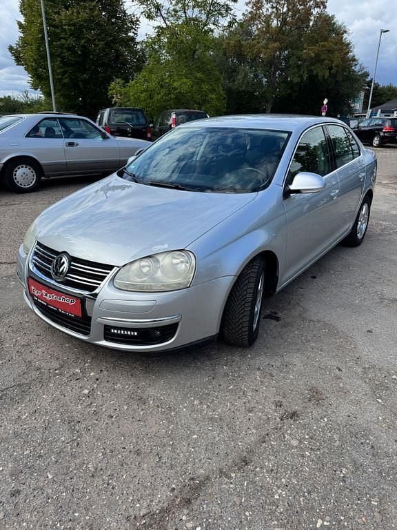 Silber Gebraucht 2006 VW Jetta Sportline Limousine | 3.450 € (Guter Preis) - Bild 1/4