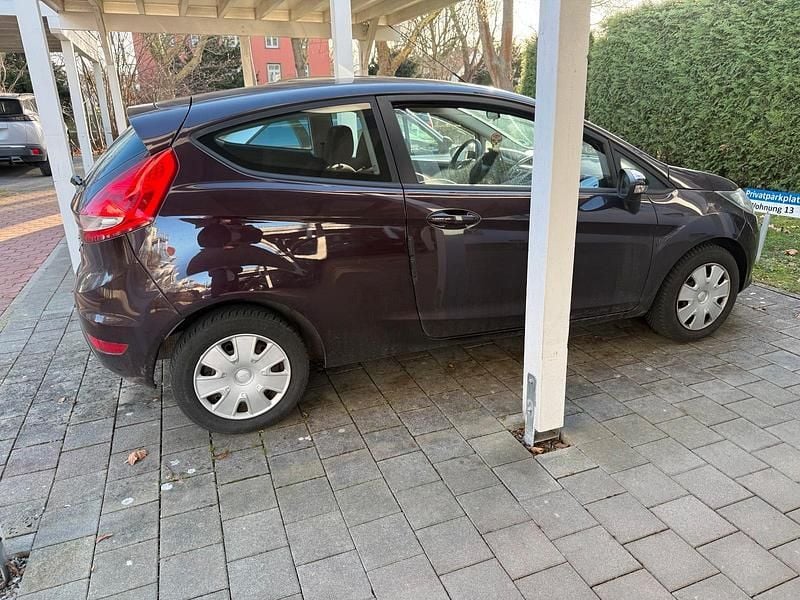 Gebraucht Ford Fiesta 60 PS (44 kW) 2009 Andere farben Kleinwagen