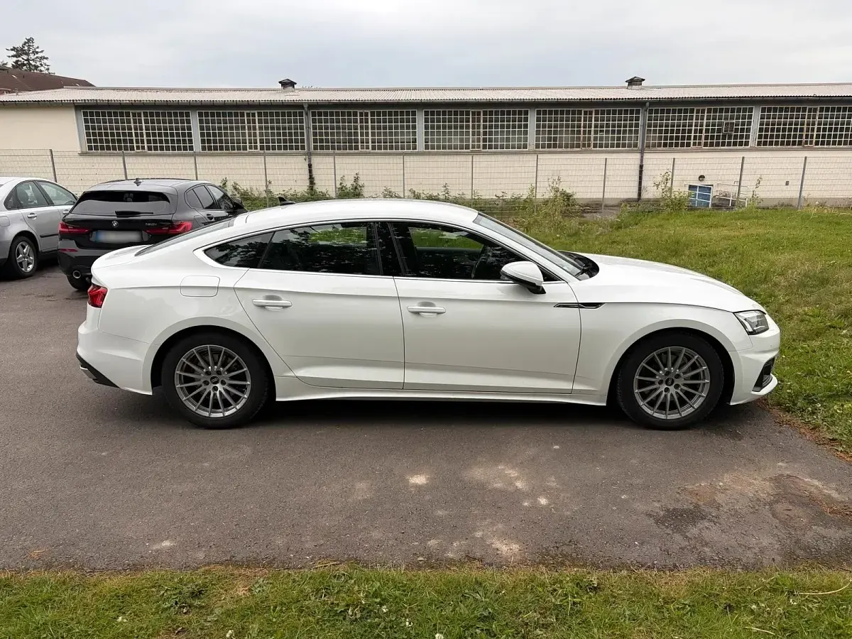 Gebraucht Audi A5 Ambiente 150 PS (110 kW) 2021 Weiß Coupé