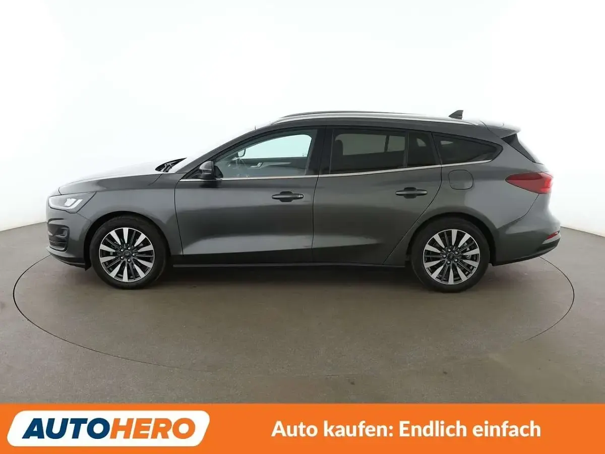 Gebraucht Ford Focus Titanium X 125 PS (91 kW) 2023 Grau Kombi