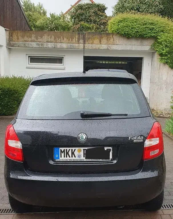 Gebraucht Skoda Fabia Cool Edition 60 PS (44 kW) 2009 Schwarz Limousine
