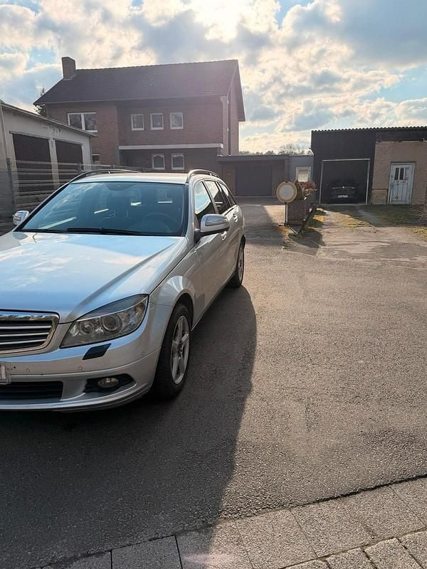 Gebraucht Mercedes C200 136 PS (100 kW) 2008 Grau Kombi