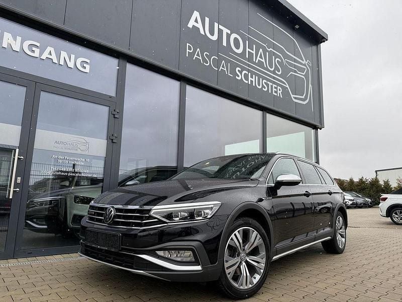 Gebraucht VW Passat Alltrack 200 PS (147 kW) 2021 Deep black perleffekt Kombi