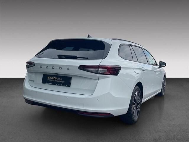 Gebraucht Skoda Superb Selection 150 PS (110 kW) 2024 Weiß Kombi