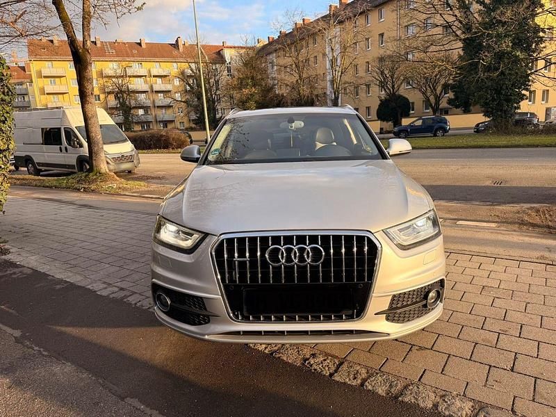 Second-hand Audi Q3 Ambiente 177 CP (130 kW) 2013 Argintiu SUV
