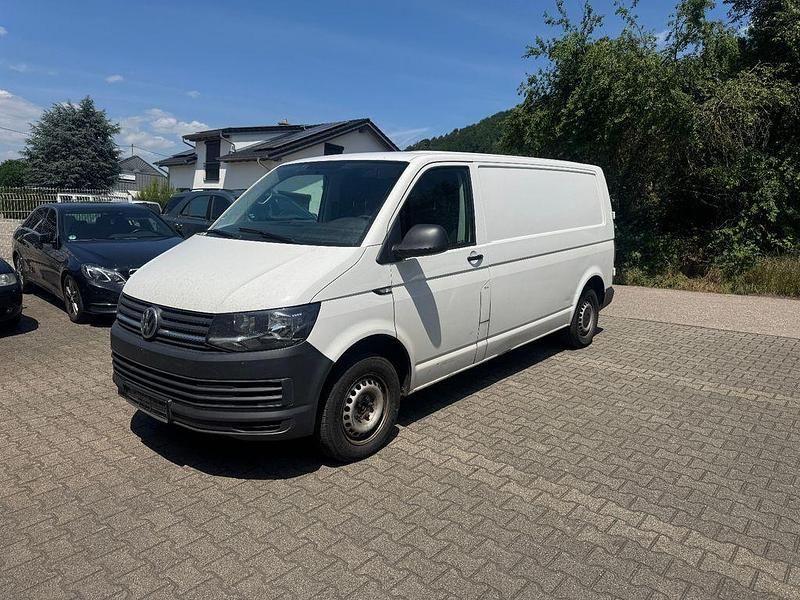 Gebraucht VW Transporter 102 PS (75 kW) 2018 Weiß Van