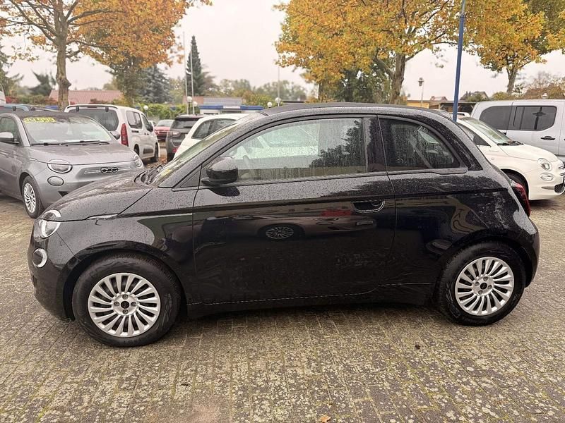 Gebraucht Fiat 500e 86 kW (118 PS) 2023 Schwarz Cabrio