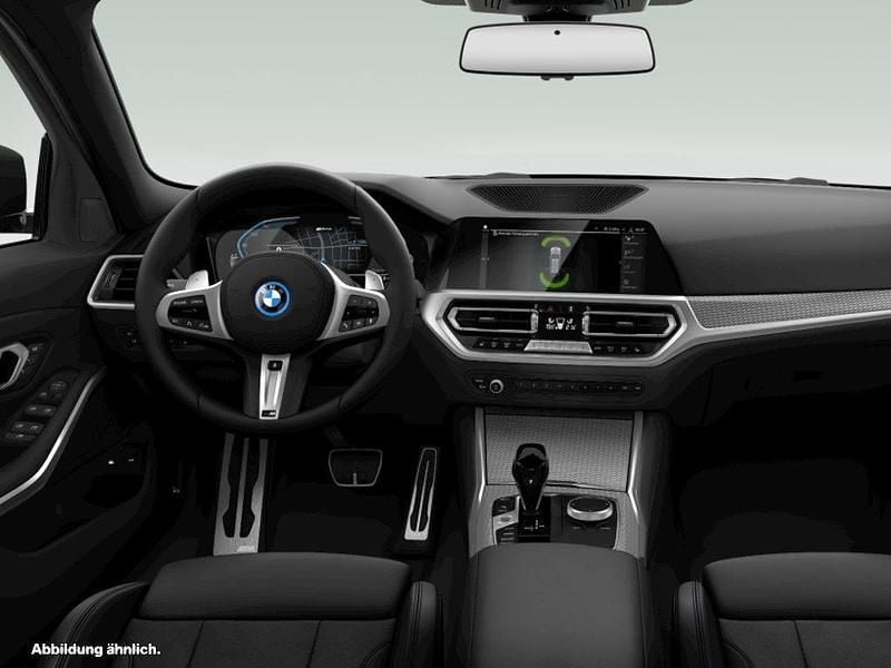 Gebraucht BMW 320e Performance 204 PS (150 kW) 2022 Schwarz Kombi