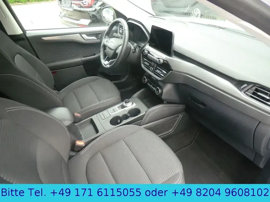 Gebraucht Ford Kuga Titanium 152 PS (111 kW) 2021 Weiß SUV