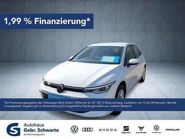 Weiß Gebraucht 2024 VW Golf VIII Life Limousine | 24.590 € (Fairer Preis) - Bild 1/2