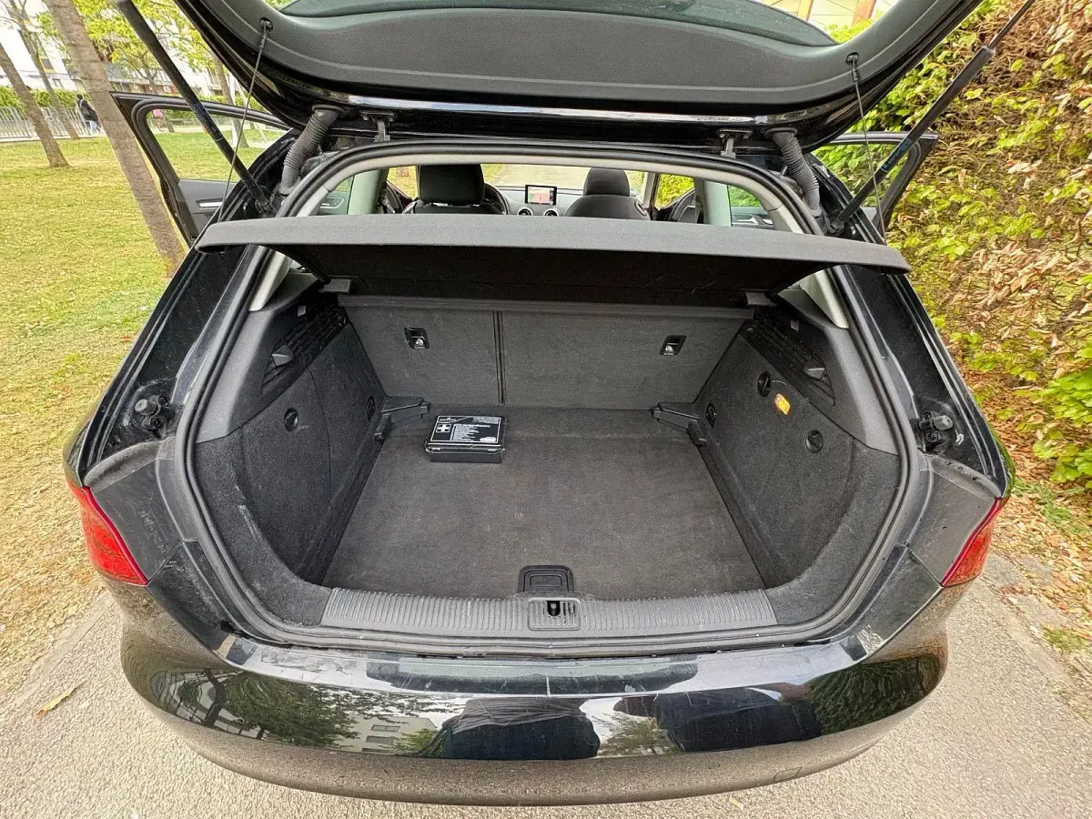 Gebraucht Audi A3 Ambition 125 PS (91 kW) 2012 Schwarz Kleinwagen