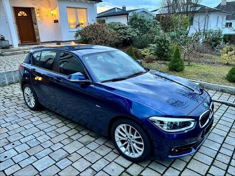 Gebraucht BMW 120 Sport Line 184 PS (135 kW) 2016 Blau Kleinwagen