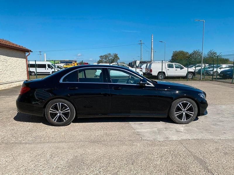 Gebraucht Mercedes E200 160 PS (117 kW) 2020 Limousine