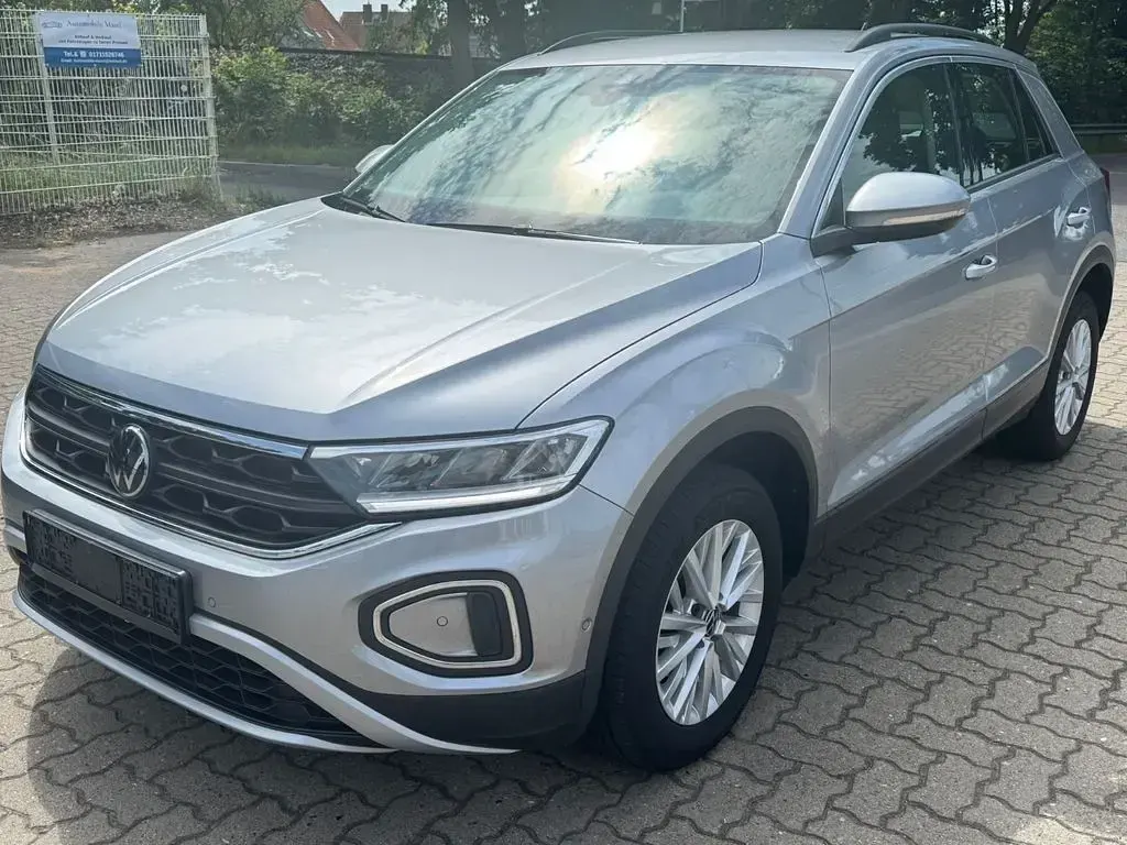 Gebraucht VW T-Roc Life 150 PS (110 kW) 2022 Silber SUV