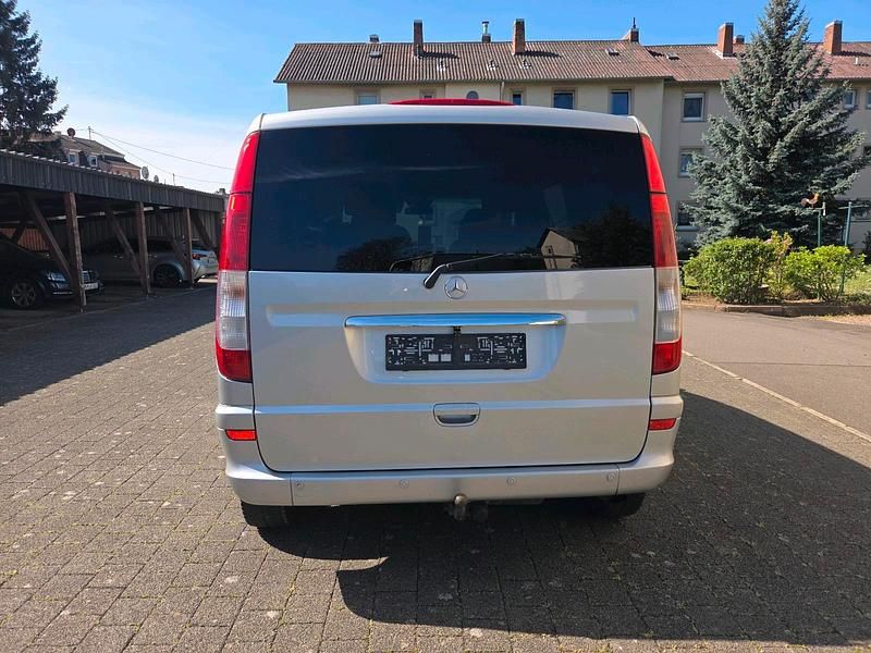 Gebraucht Mercedes Viano 150 PS (110 kW) 2006 Silber Van / Kleinbus