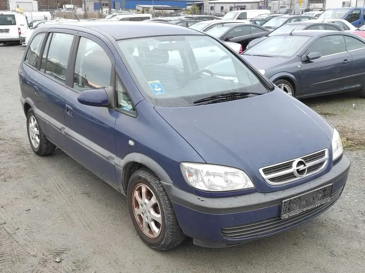 Gebraucht Opel Zafira 97 PS (71 kW) 2004 Blau Van / Kleinbus