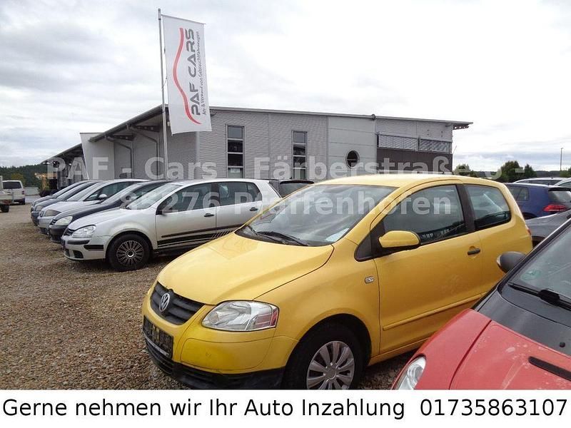 Gebraucht VW Fox 54 PS (39 kW) 2010 Gelb Kleinwagen
