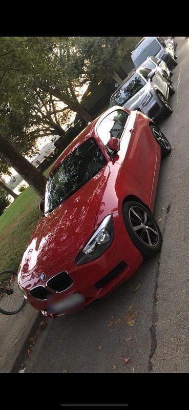 Gebraucht BMW 114 102 PS (75 kW) 2013 Rot Kleinwagen