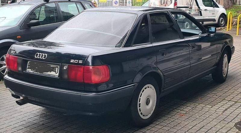 Gebraucht Audi 80 116 PS (85 kW) 1993 Blau Limousine
