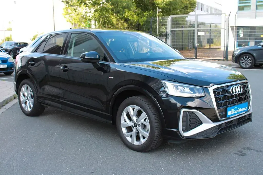 Gebraucht Audi Q2 S-Line 150 PS (110 kW) 2023 Schwarz SUV