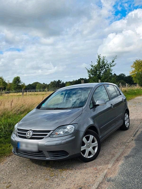 Grau Gebraucht 2006 VW Golf Plus Cross Van / Kleinbus | 2.700 € (Etwas zu teuer) - Bild 1/4